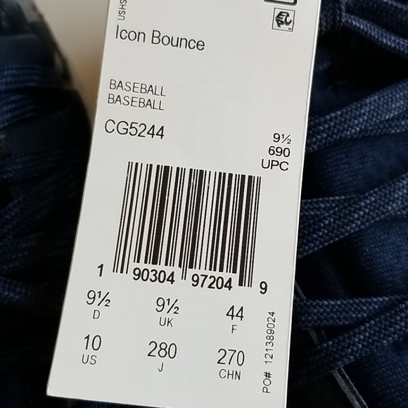 Adidas Cleats - Picture 6 of 7